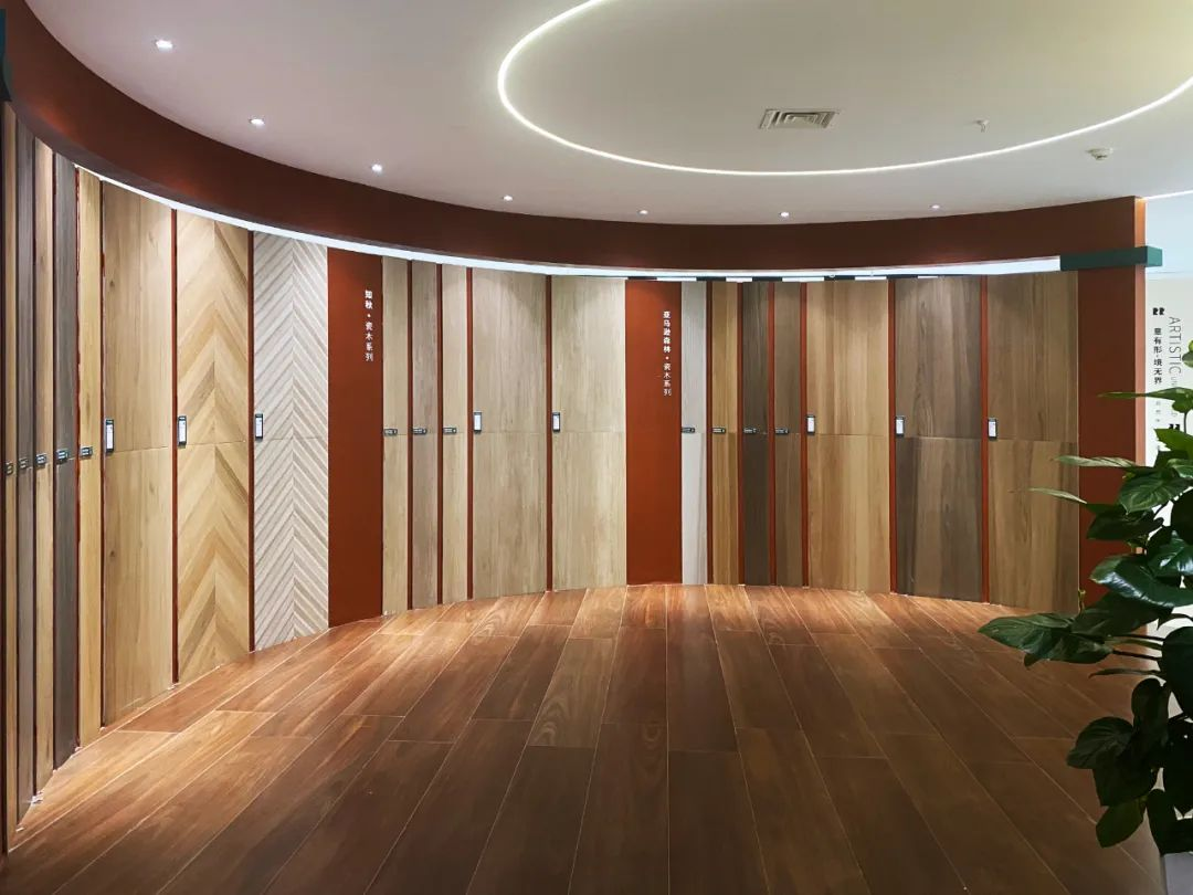 会员推荐 丨罗曼缔克瓷砖RM：ROMANTIC重庆·臻品馆，重新定义艺术体验空间(图4)