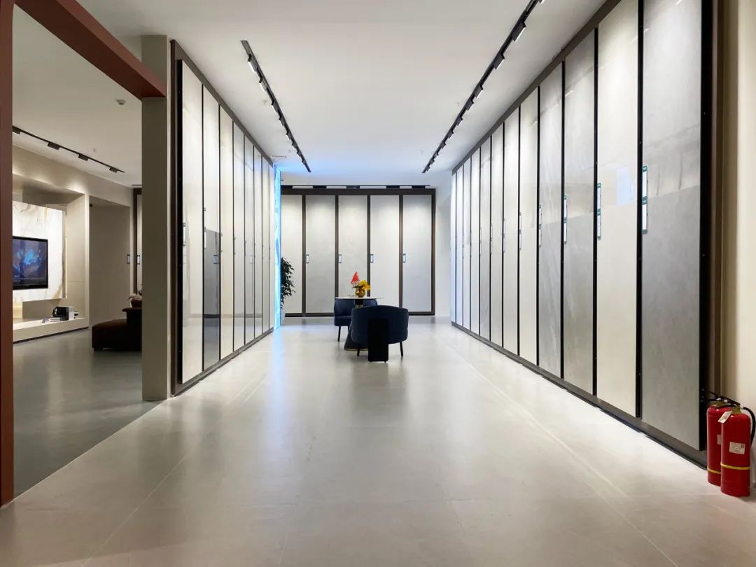 会员推荐 丨罗曼缔克瓷砖RM：ROMANTIC重庆·臻品馆，重新定义艺术体验空间(图13)