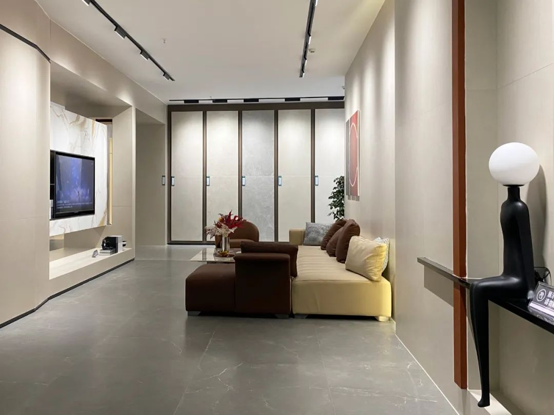 会员推荐 丨罗曼缔克瓷砖RM：ROMANTIC重庆·臻品馆，重新定义艺术体验空间(图18)