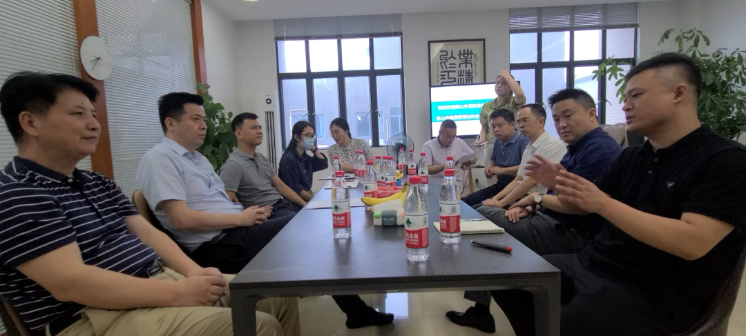 佛山市民政局社会组织管理局众领导莅临佛山市健康家居材料协会检查指导工作！(图4)